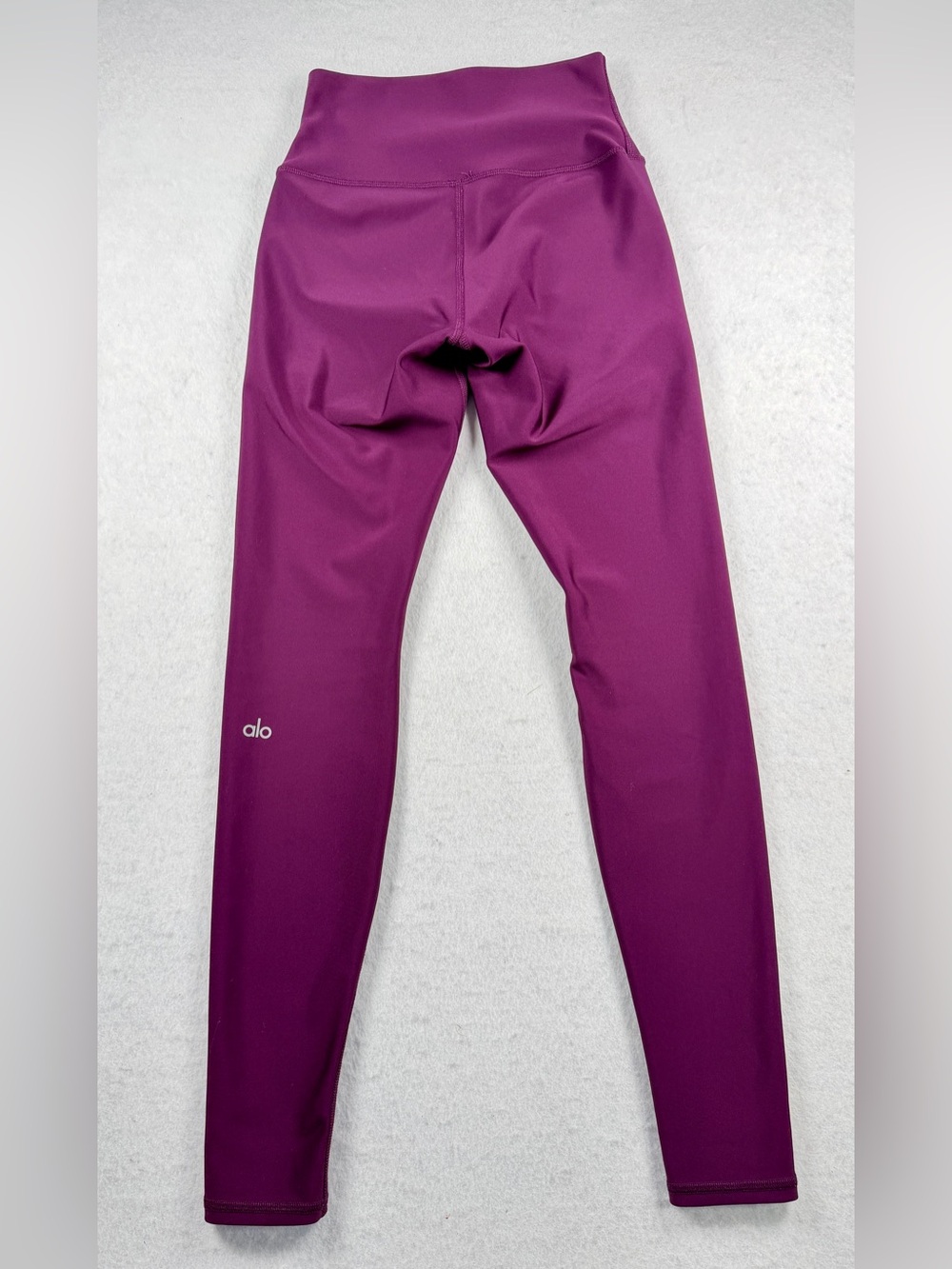 Alo Yoga High-Waist Airlift Leggings Dark Plum Maroon Size Small - Picture 7 of 10